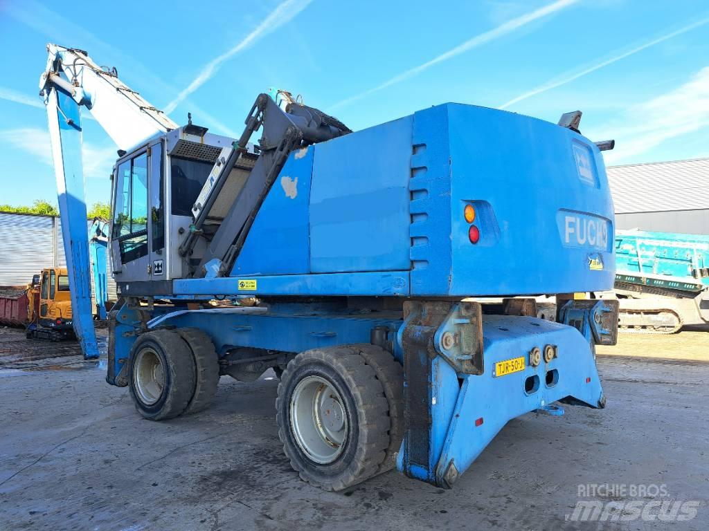 Fuchs MHL360D Paleta de manipulare
