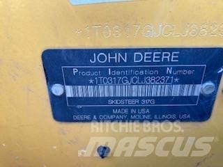 John Deere 317G Mini incarcator