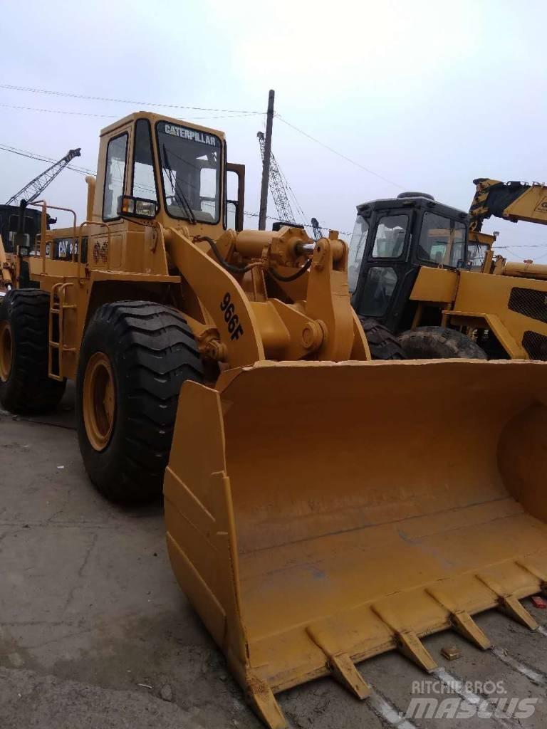 CAT 966F Incarcator pe pneuri