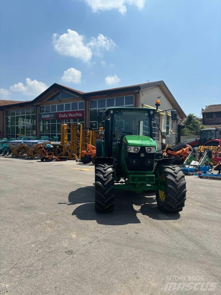 John Deere 6100 MC Tractoare