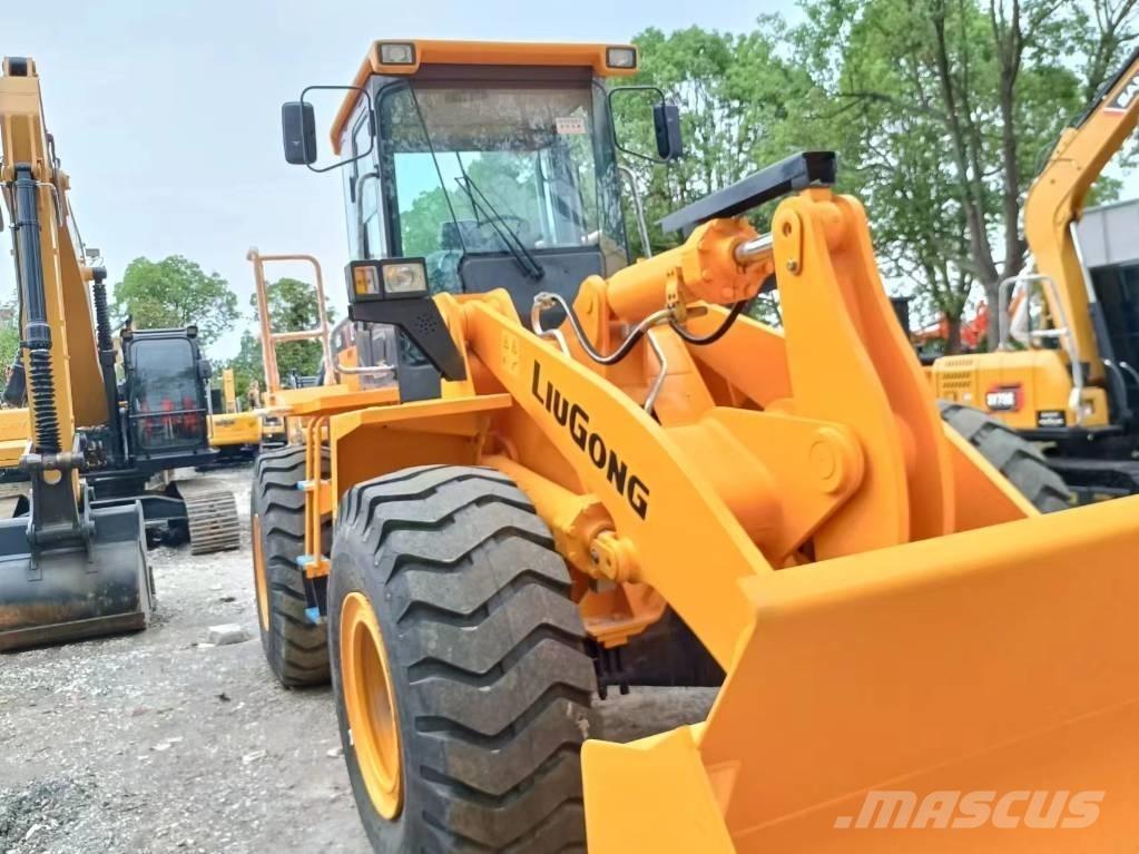 LiuGong 856H Incarcator pe pneuri