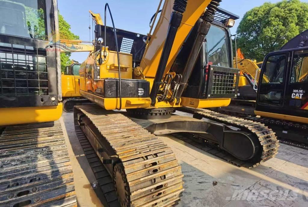 CAT 320 D L Excavatoare pe șenile
