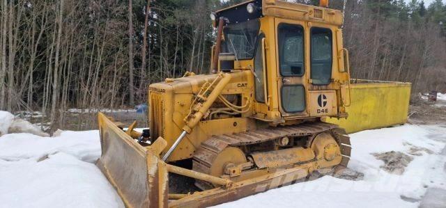 CAT D4E Buldozere pe senile