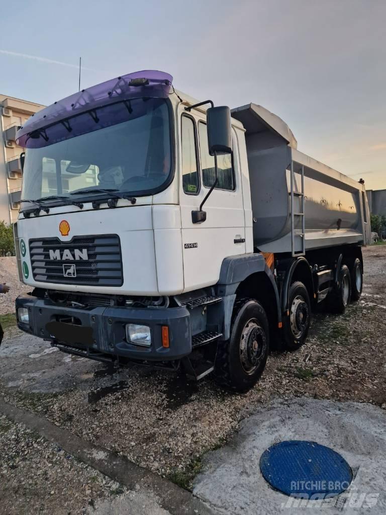 MAN F 2000 Autobasculanta