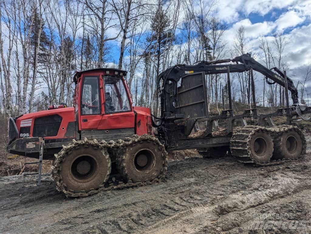 Komatsu 895 Transportoare