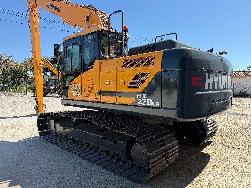 Hyundai HX220 LR Excavatoare cu brat lung