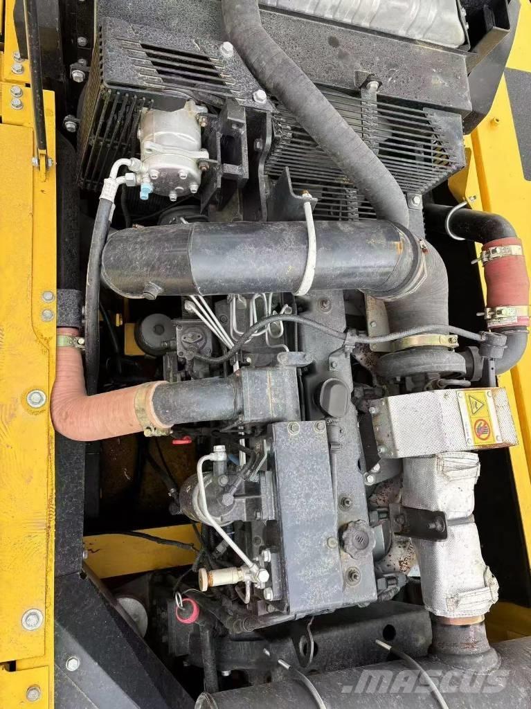 Komatsu PC 350 Excavatoare pe șenile
