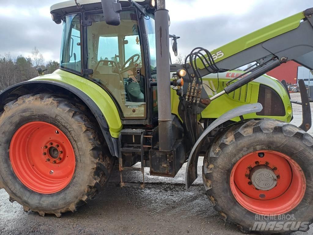CLAAS Arion 640 Tractoare
