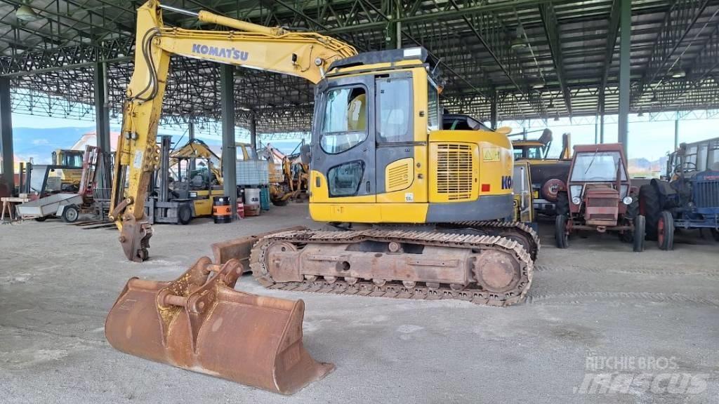Komatsu 138US-8 Excavatoare pe șenile
