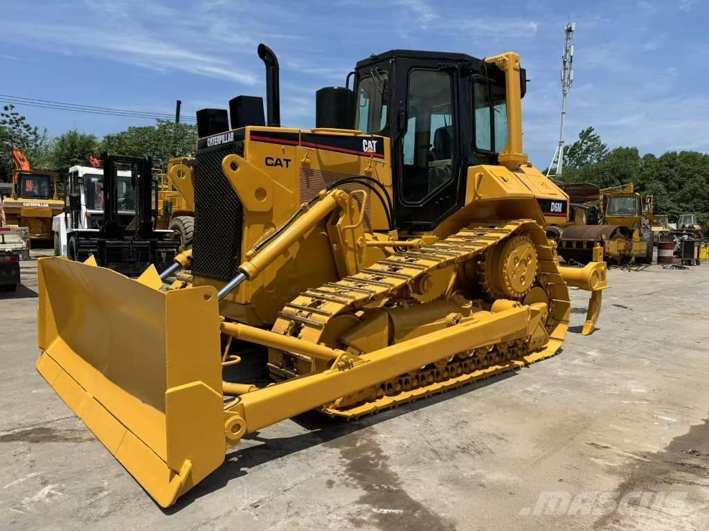 CAT D 6 M Buldozere pe senile