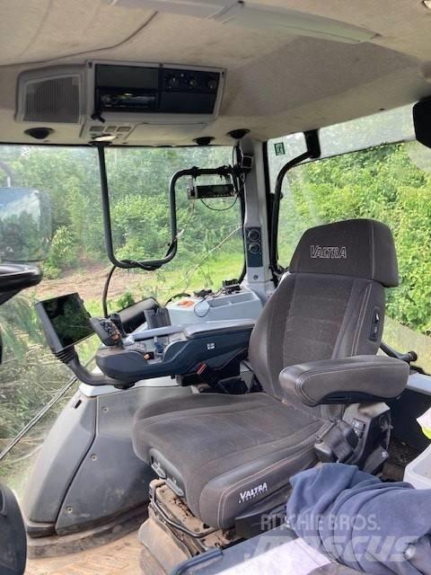 Valtra T235V Tractoare