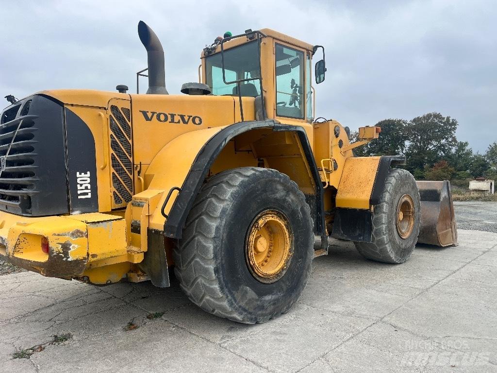 Volvo L 150 E Incarcator pe pneuri