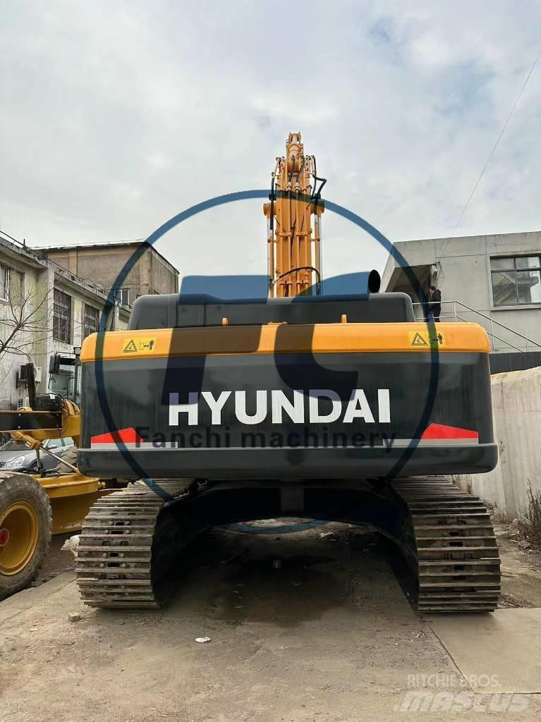 Hyundai 330LC-9T Excavatoare pe șenile
