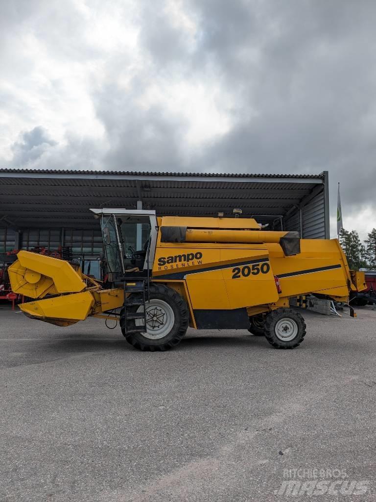 Sampo-Rosenlew 2050 Combine de secerat