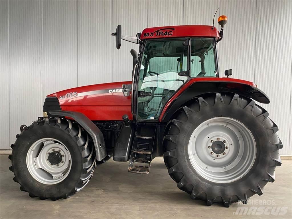 Case IH MX 135 Tractoare