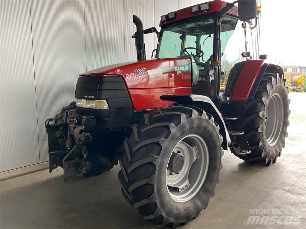 Case IH MX 135 Tractoare