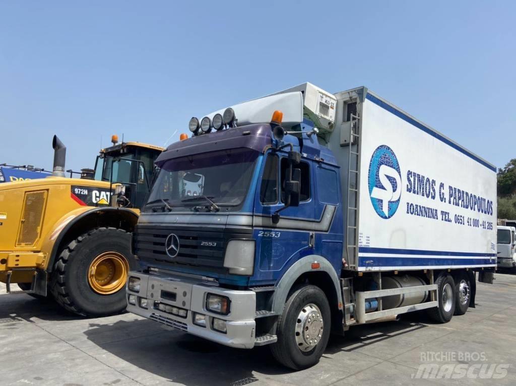 Mercedes-Benz 2553L Camion cu control de temperatura