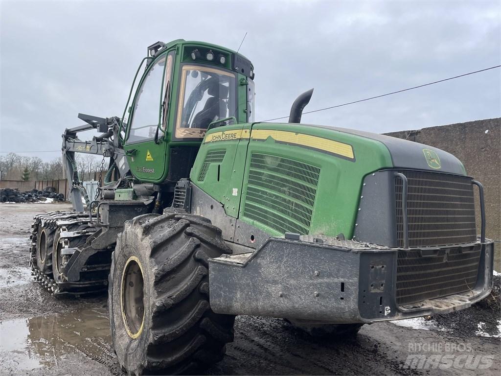 John Deere 1070G Combine forestiere