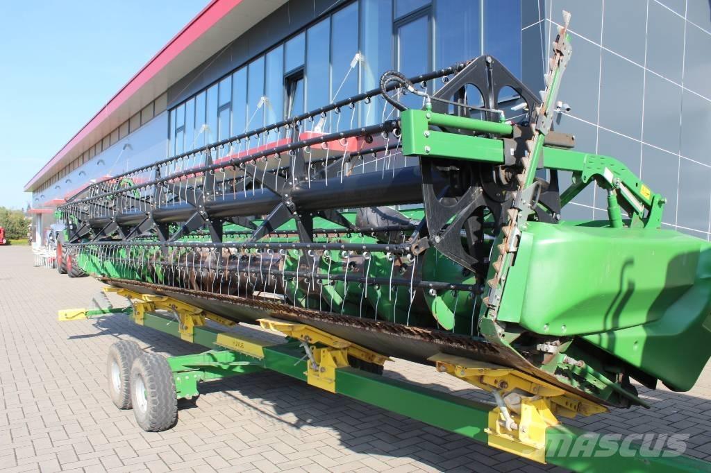 John Deere T 670 i Combine de secerat