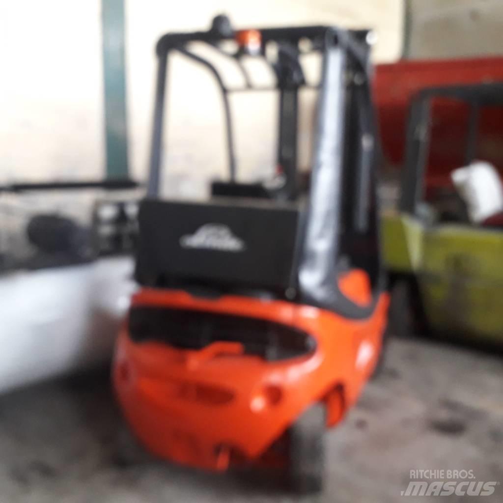 Linde H18d Stivuitor cu catarg retractabil