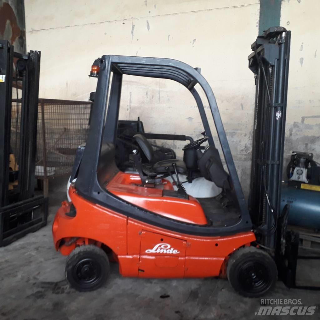 Linde H18d Stivuitor cu catarg retractabil