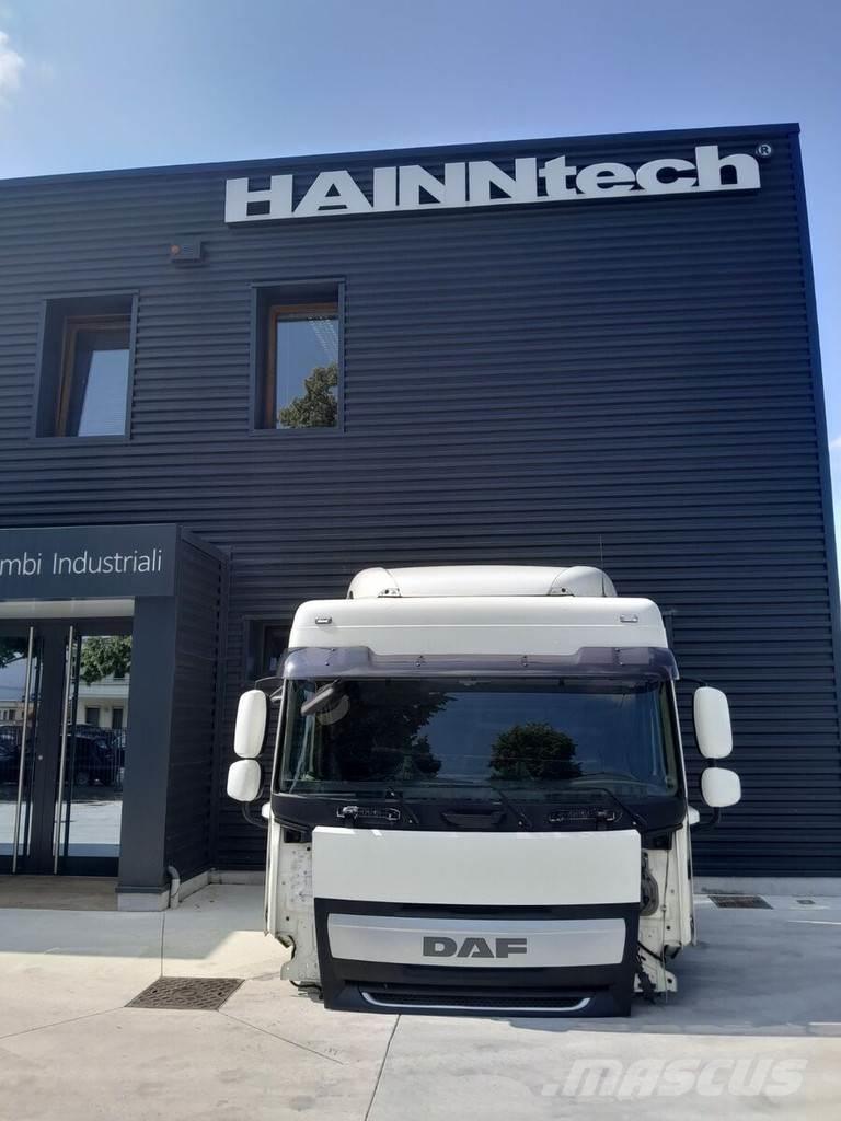 DAF XF106 Cabine si interior