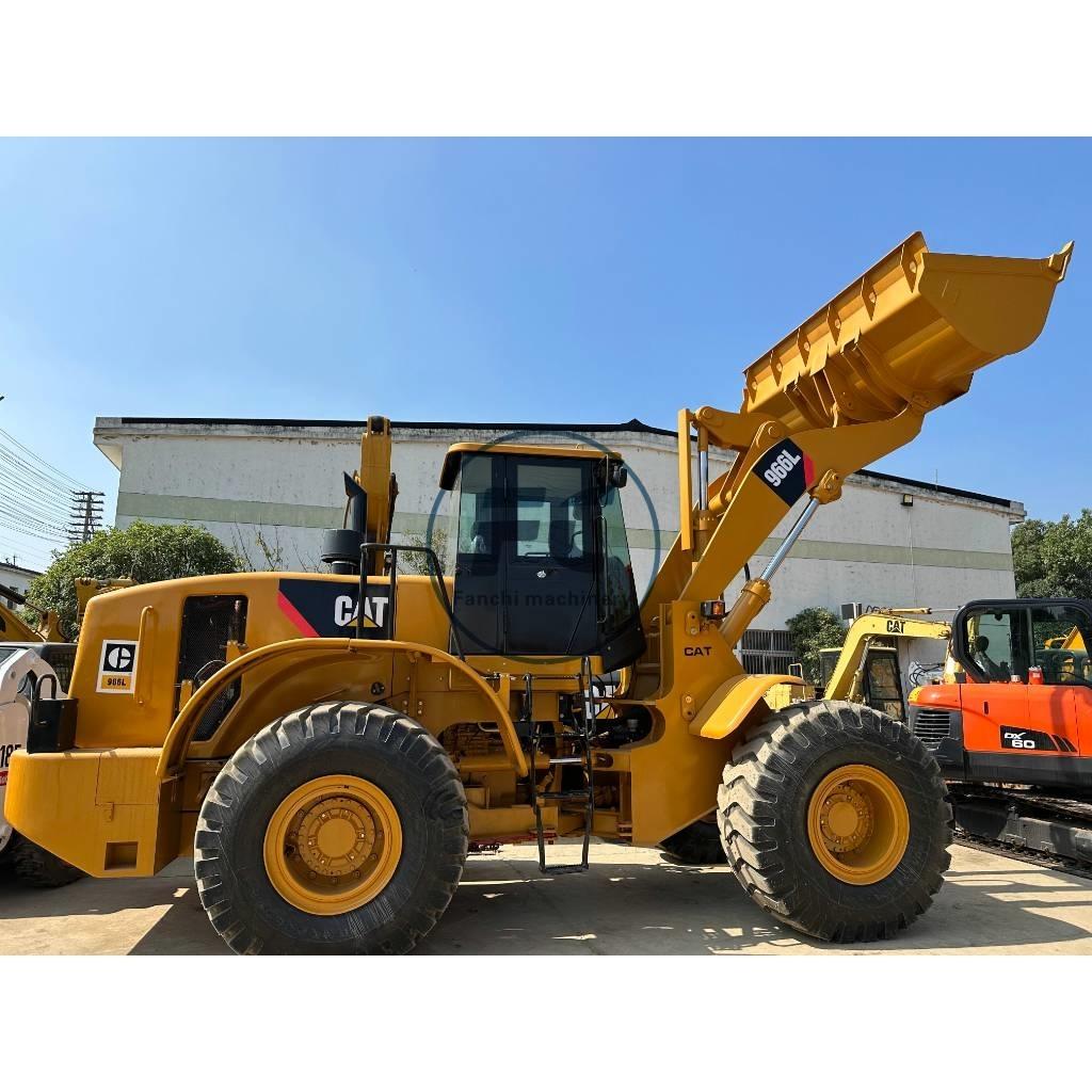 CAT 966 Incarcator pe pneuri