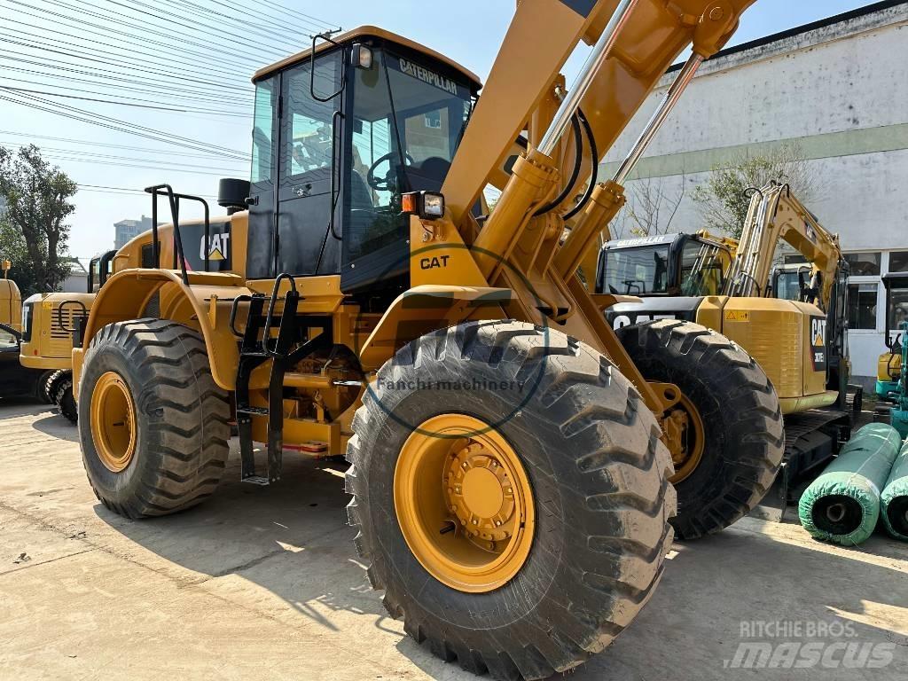 CAT 966 Incarcator pe pneuri