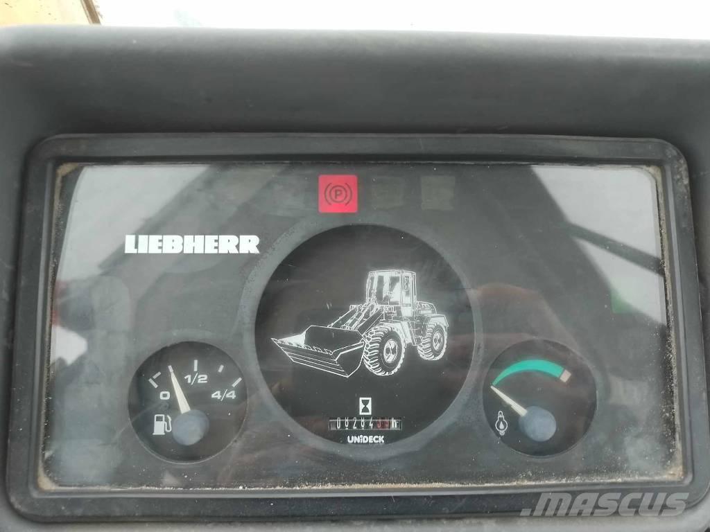 Liebherr L506 Incarcator pe pneuri