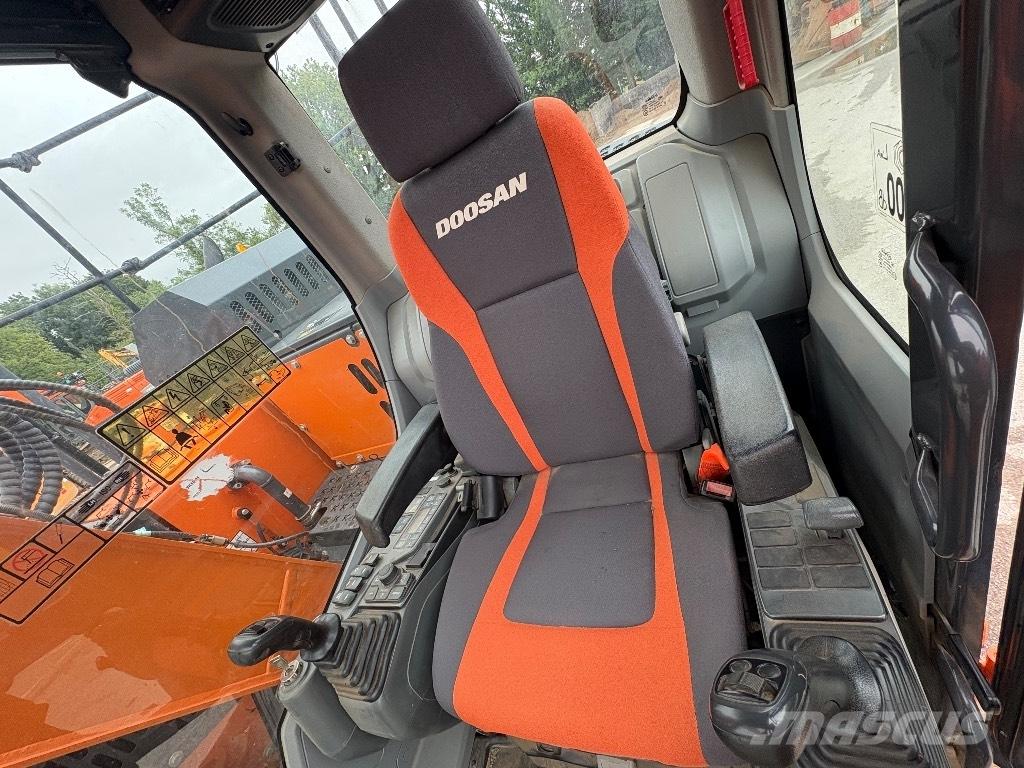 Doosan DX140LCR-5 Excavatoare pe șenile
