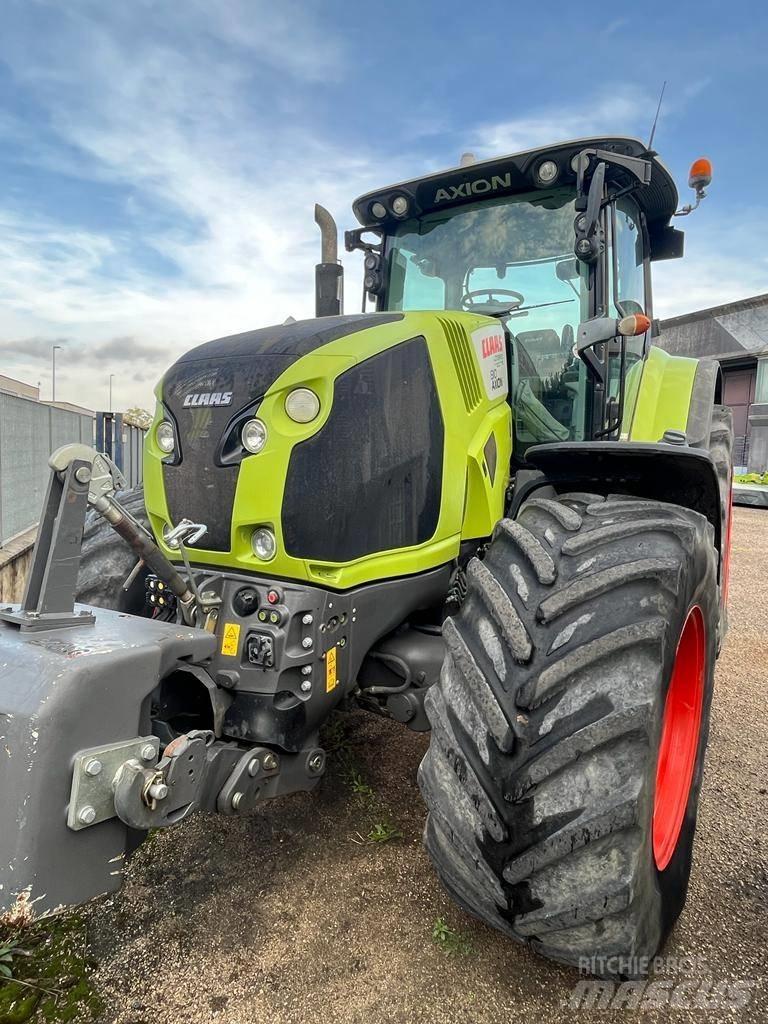 CLAAS Axion 810 Tractoare