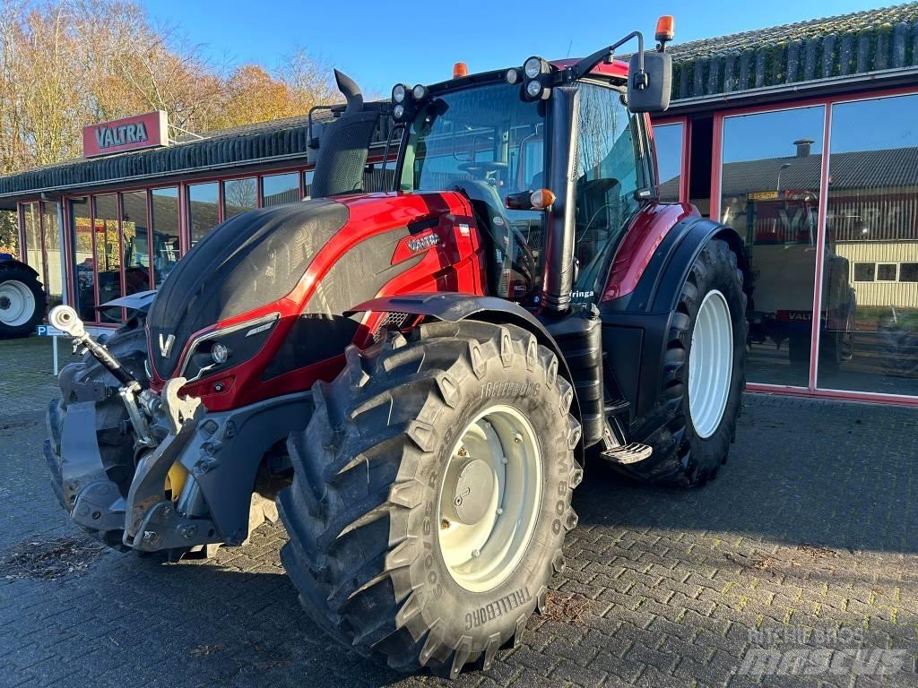 Valtra T234A Tractoare