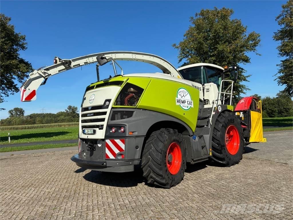 CLAAS Jaguar 950 Culegatoare de nutret
