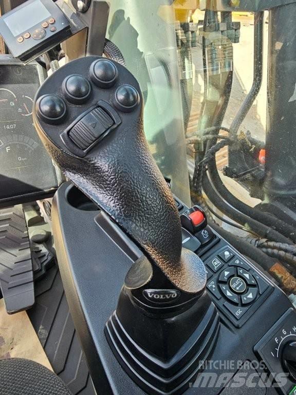 Volvo EC350EL Excavatoare pe șenile
