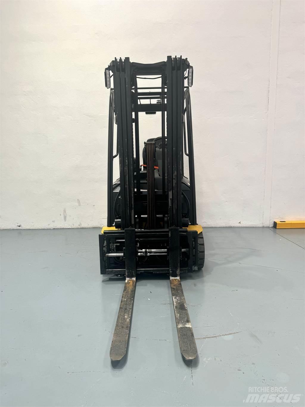 CAT EP16ANT Stivuitor electric