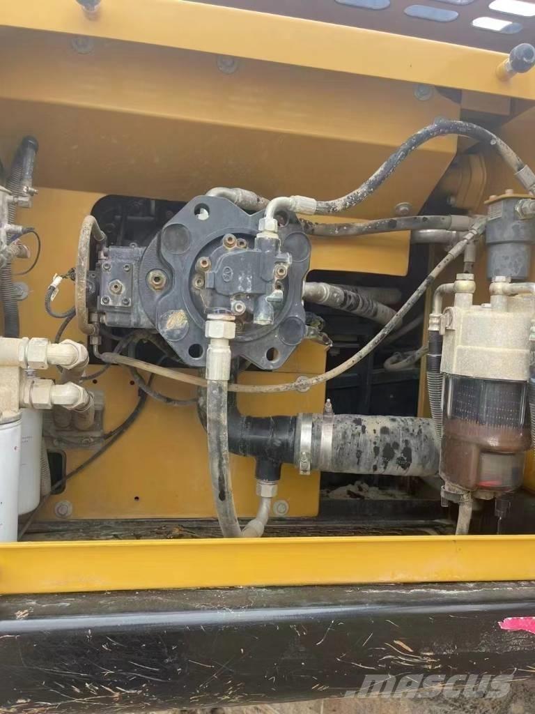 Sany SY 200 C Plus Excavatoare pe șenile
