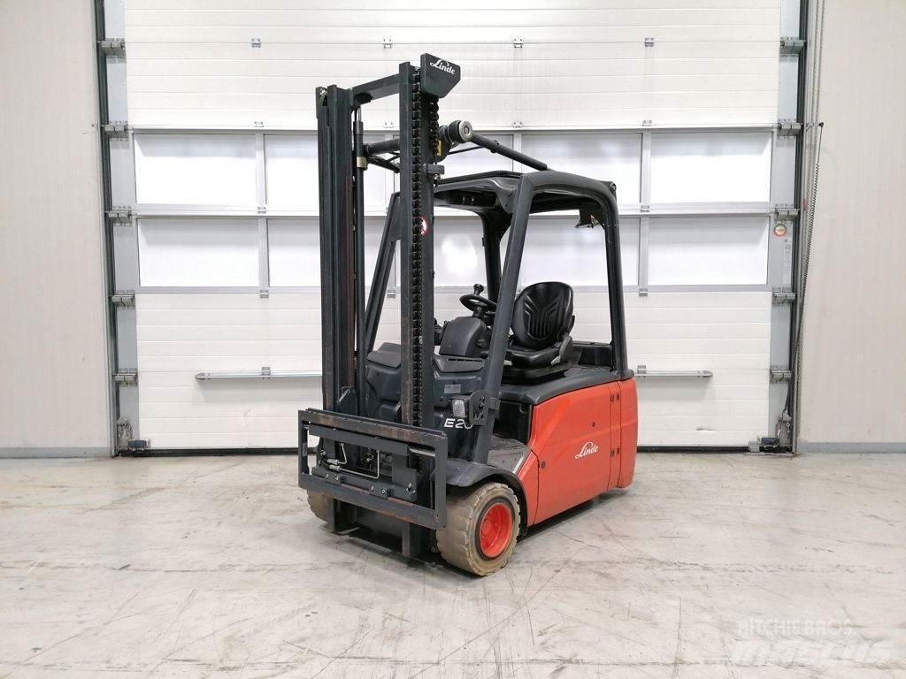 Linde E20L-01 Stivuitor electric
