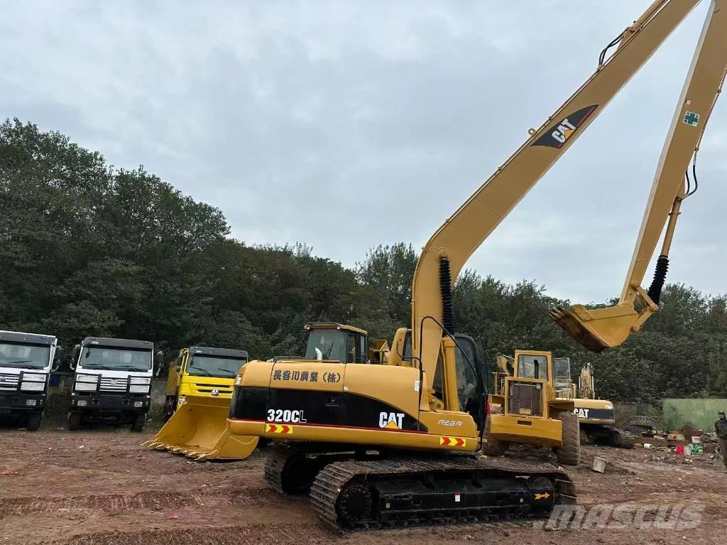 CAT 320 C L Excavatoare cu brat lung