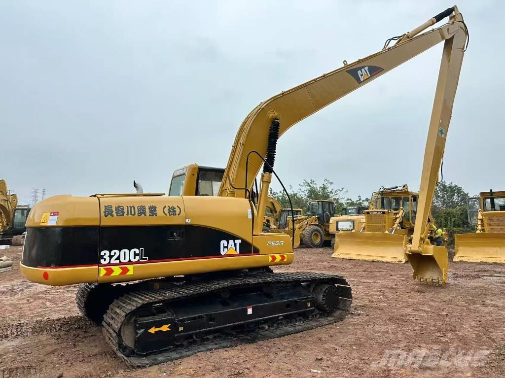 CAT 320 C L Excavatoare cu brat lung