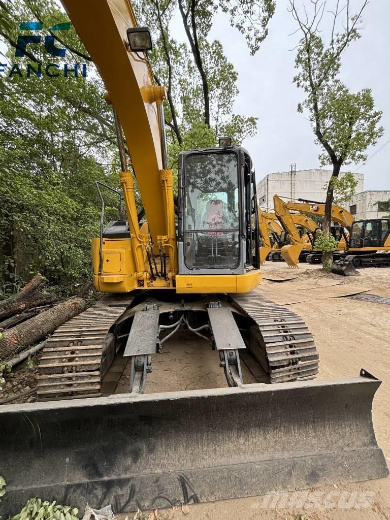 Komatsu PC 128 US Excavatoare pe șenile
