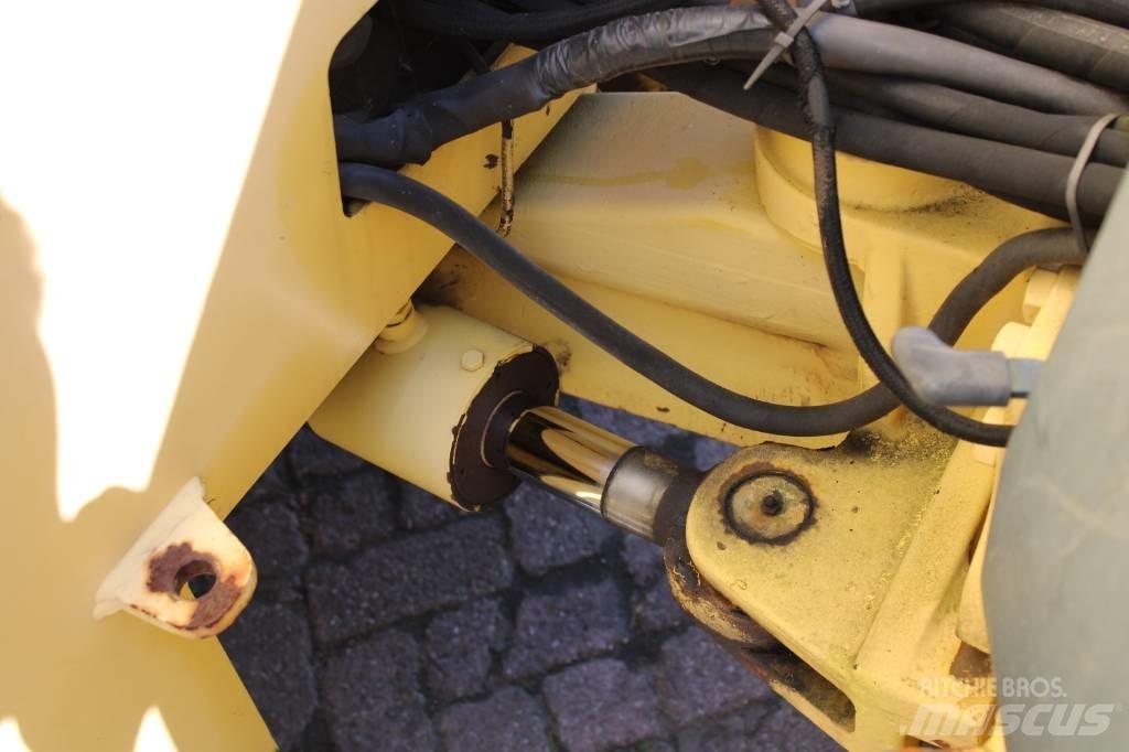 Bomag BW 144 AC-2 Cilindri compactori dubli