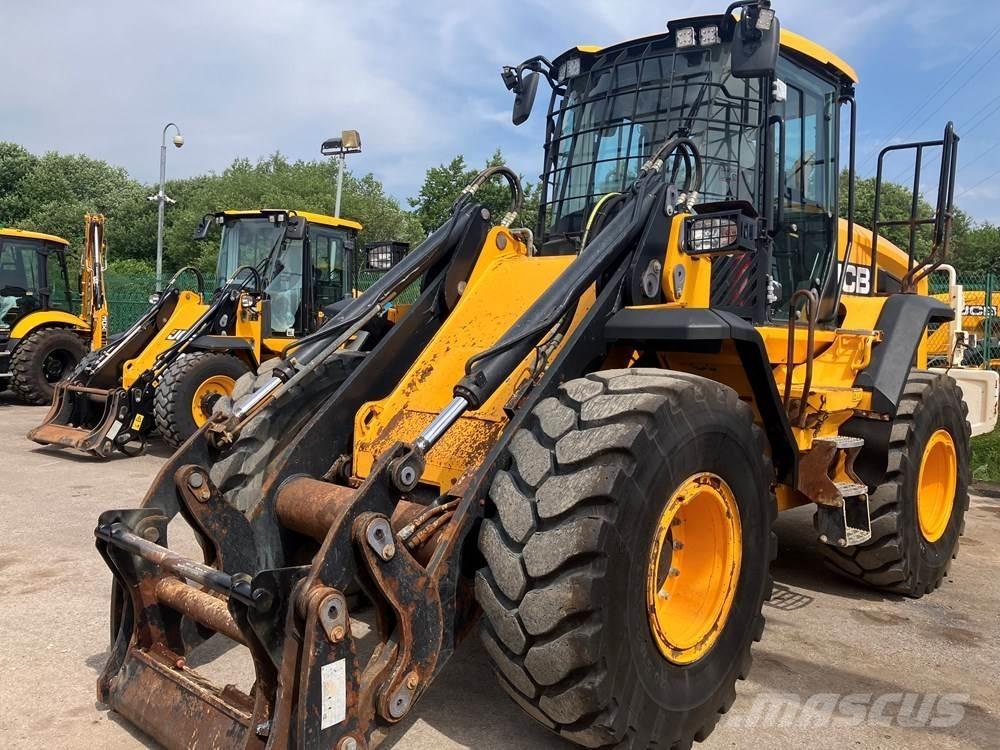 JCB 437 Incarcator pe pneuri
