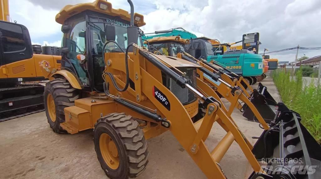 CAT 420 F Buldoexcavatoare