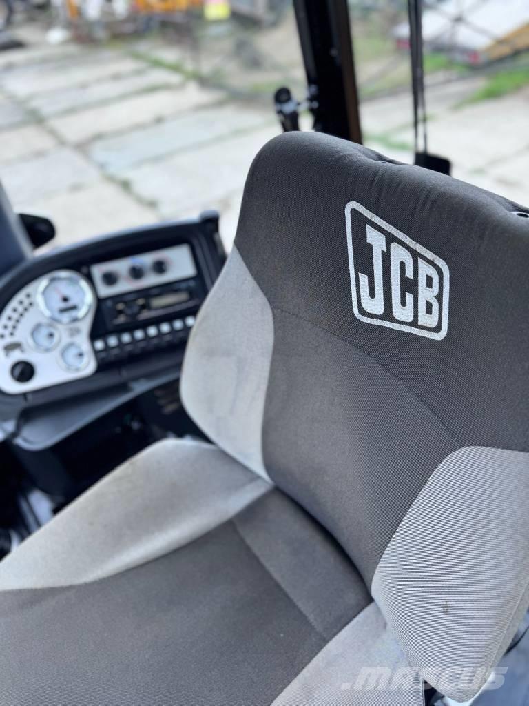 JCB 3 CX Super Buldoexcavatoare