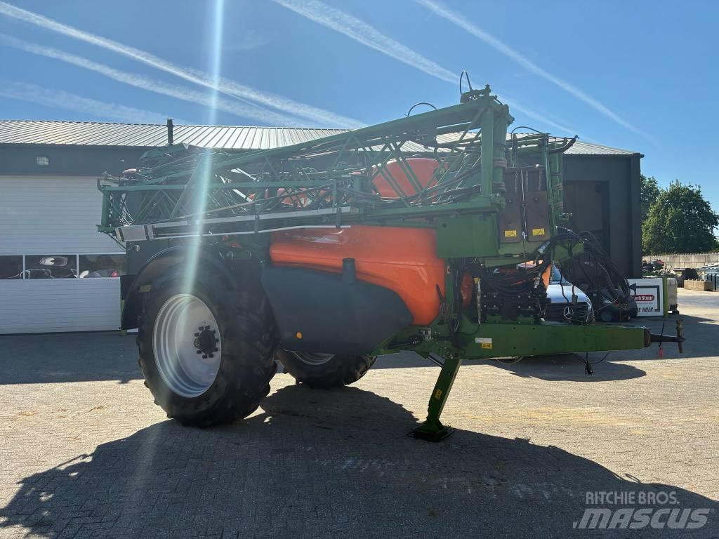 Amazone UX 4200 Tractoare agricole sprayers