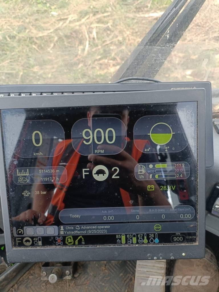 Komatsu 901 TX.1 Combine forestiere