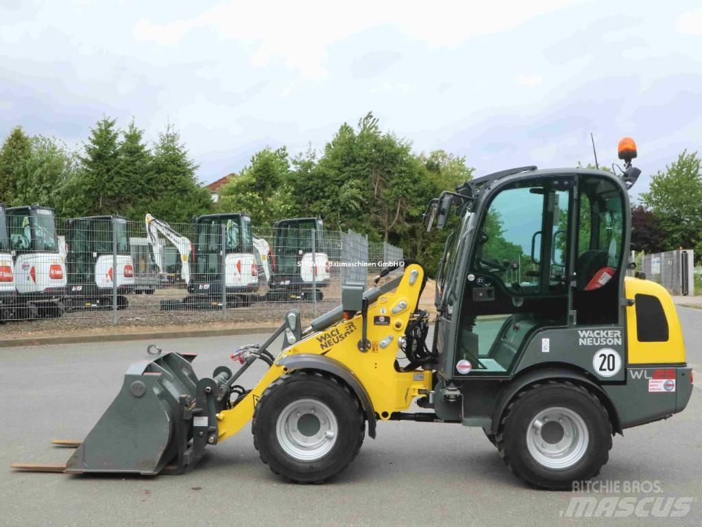 Wacker Neuson WL 25 Incarcator pe pneuri