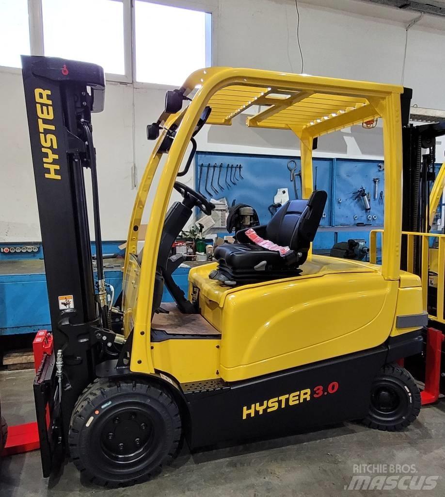 Hyster J3.0XN Stivuitor electric
