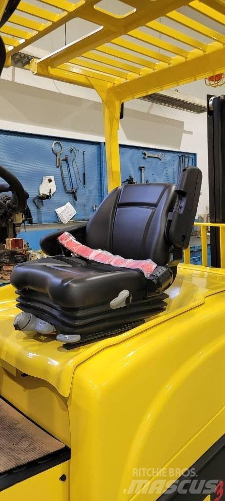 Hyster J3.0XN Stivuitor electric
