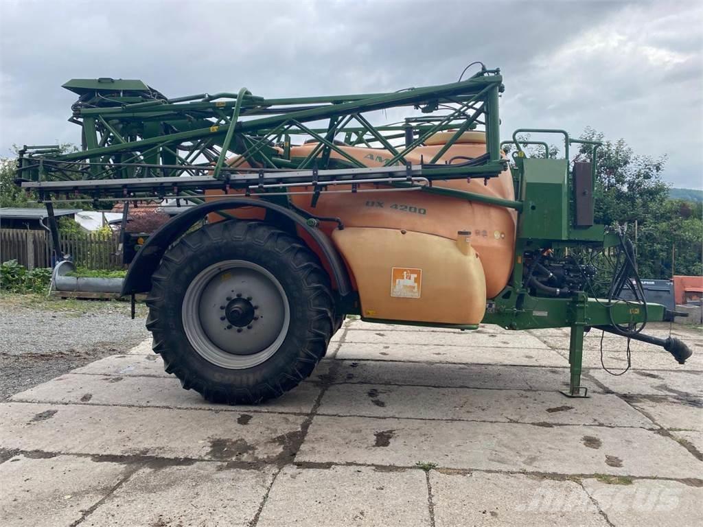 Amazone UX 4200 Tractoare agricole sprayers